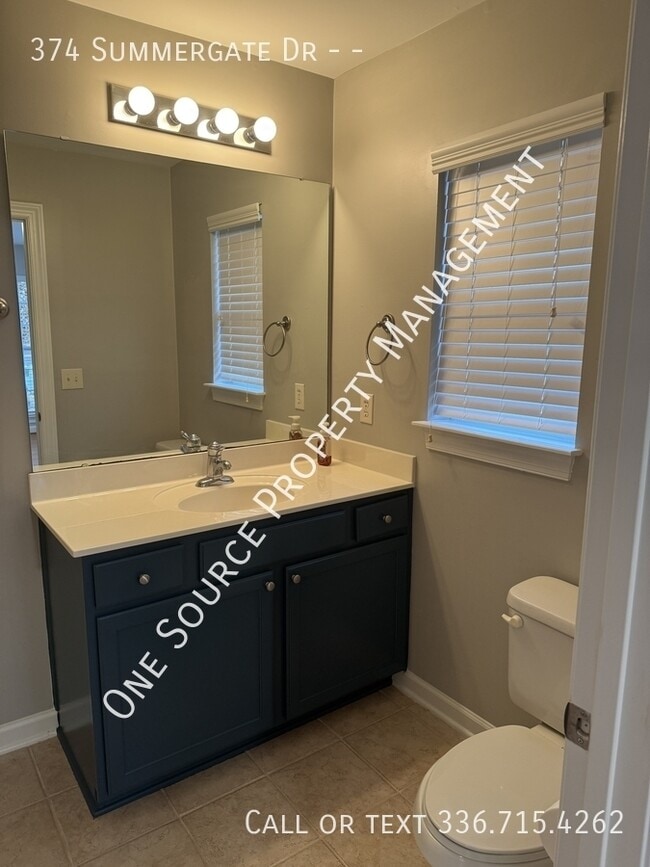 Building Photo - 374 Summergate Dr