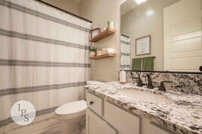 Building Photo - Madera Tesoro Viejo - Beautiful Hillside Village 2-Story Home, 4BR/3BA, SOLAR, Community Pool + L...