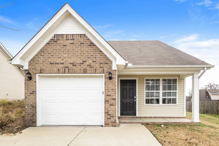 Primary Photo - 179 Howard Woody Dr