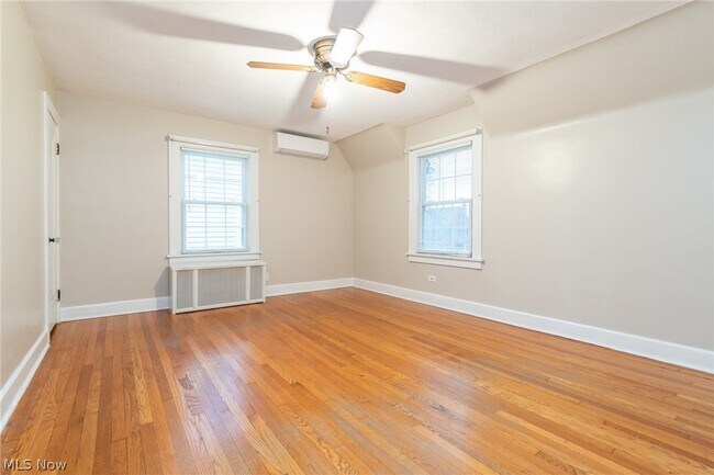 Building Photo - 3350 Avalon Rd