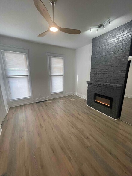 Building Photo - 1432 Rufer Ave