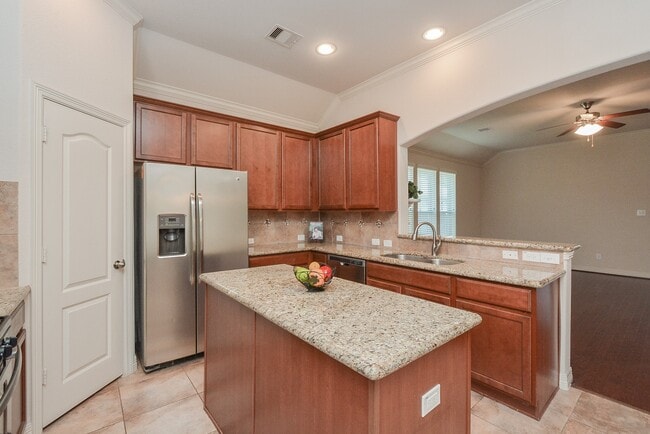 Building Photo - 7215 Casita Dr