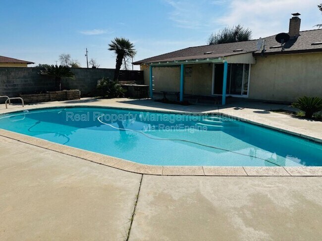 Building Photo - 3536 E Behymer Ave