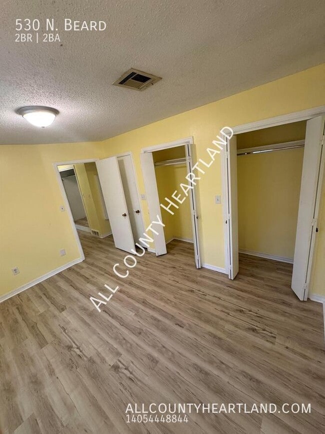 Building Photo - 530 N. Beard-