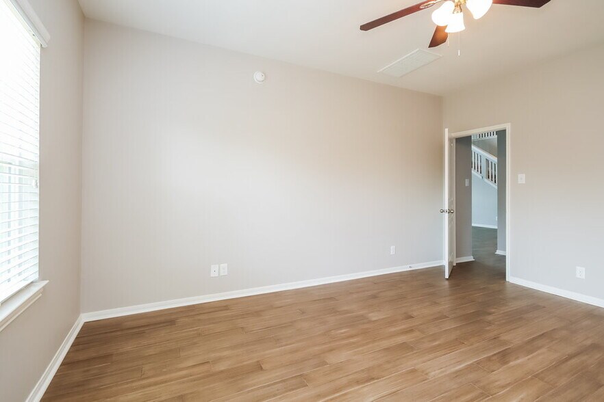 Building Photo - 16831 Marlin Spike Way