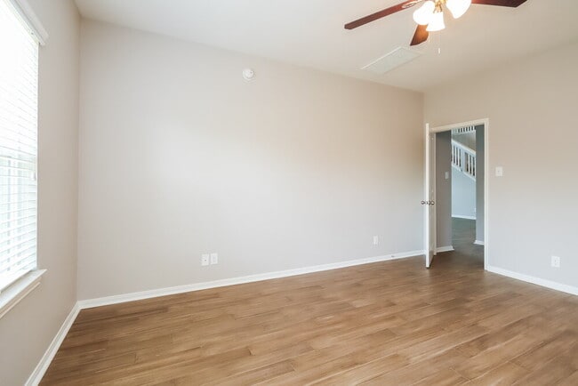 Building Photo - 16831 Marlin Spike Way