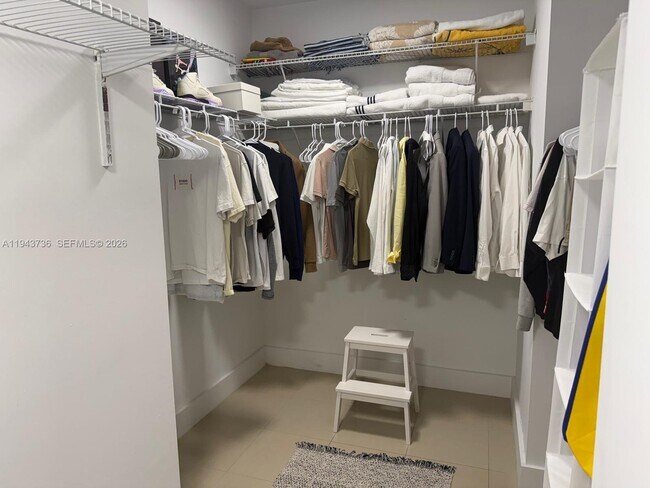 Building Photo - 41 SE 5th St