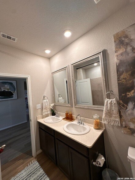 Building Photo - 206 Santo Spirit Road