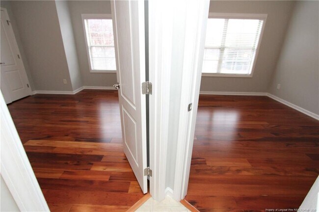 Building Photo - 8367 Primanti Blvd