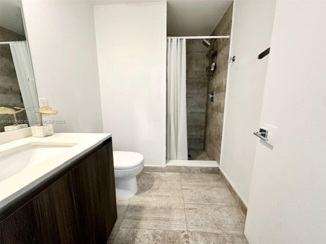 Building Photo - 488 NE 18th St