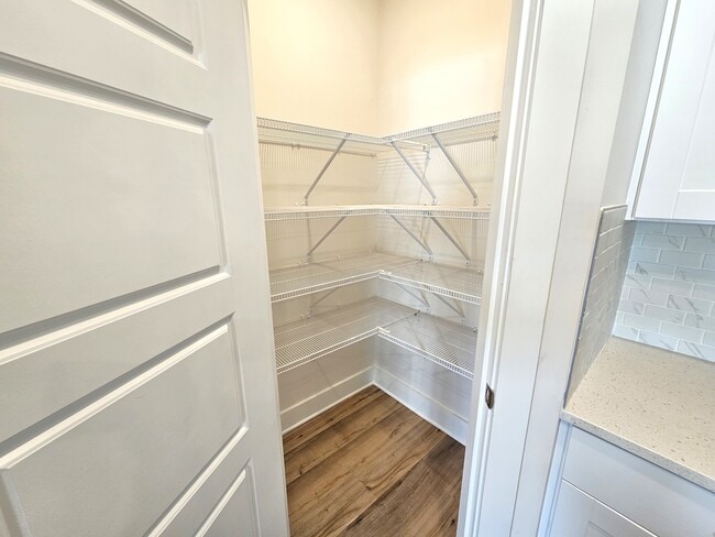 Building Photo - 635 Millwright Wy