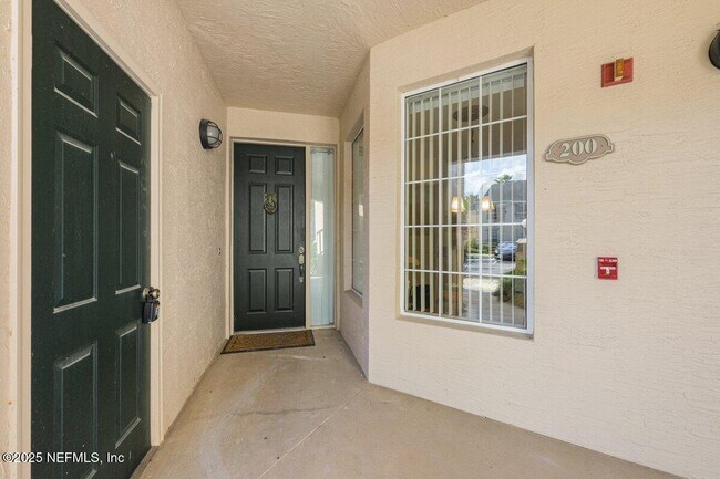 Building Photo - 200 Augusta Cir