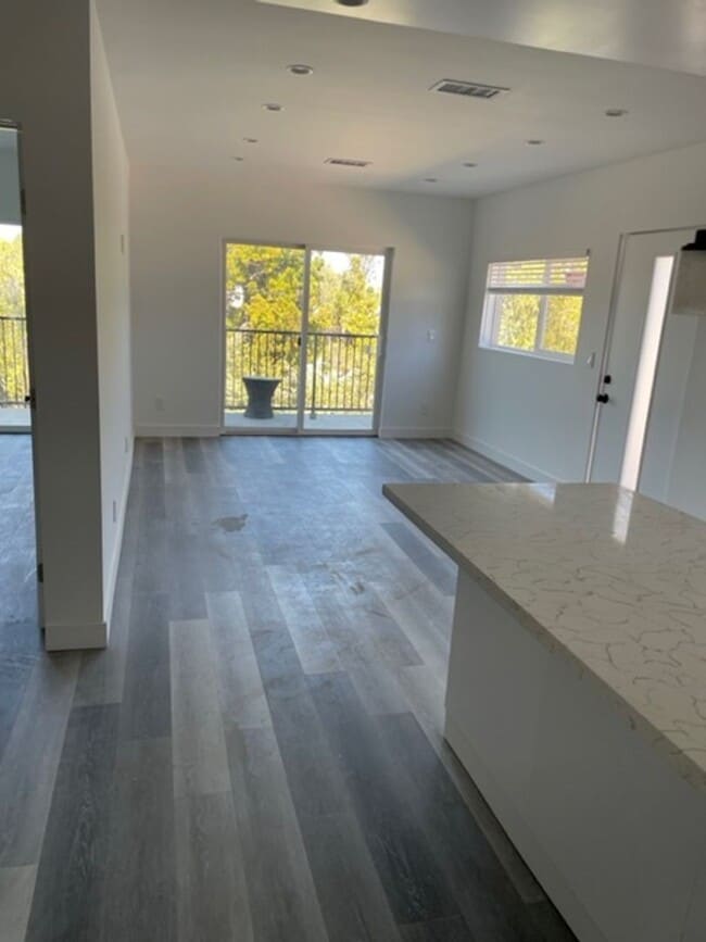 Building Photo - 20811 Tiara St