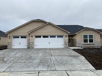 Building Photo - 3 bed house in Brookshire subdivision!