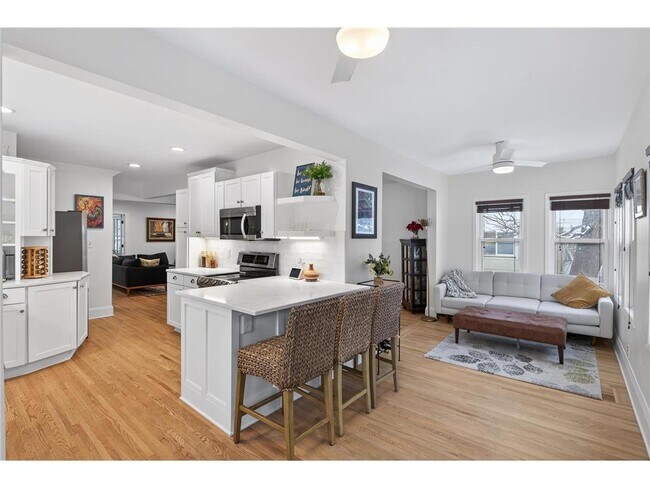 Building Photo - 1628 Princeton