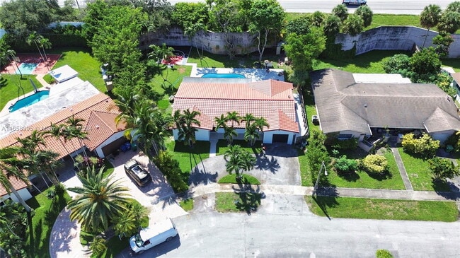 Building Photo - Northeast 18th Court, Miami, FL 33179 - 4 ...