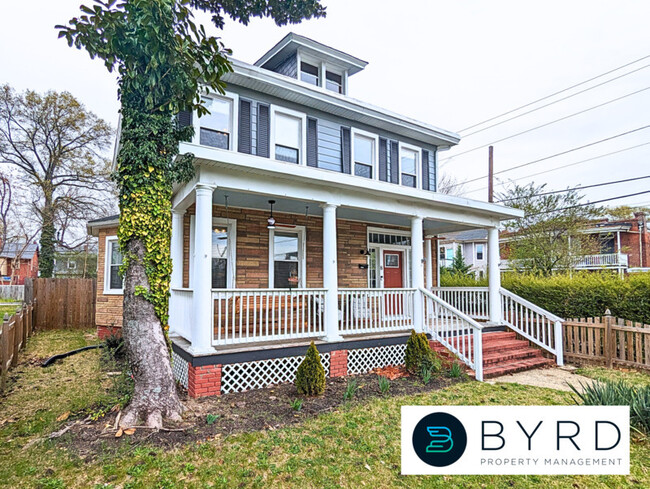 Building Photo - 8 Overbrook Rd