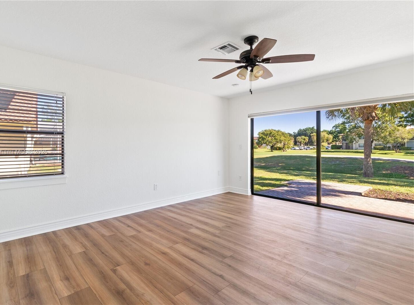 Building Photo - 21344 Escondido Way S