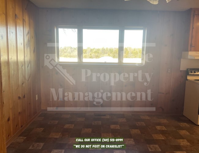 Building Photo - 554 Hwy 285 N