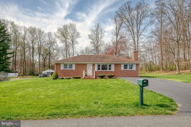 Building Photo - 1016 Winfield Dr