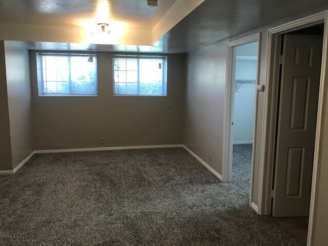 Building Photo - Great layton home close to HAFB