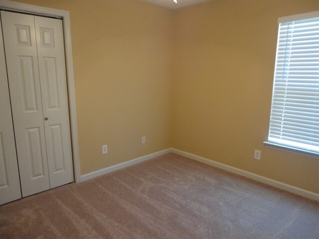 Building Photo - 1378 Walton Loop