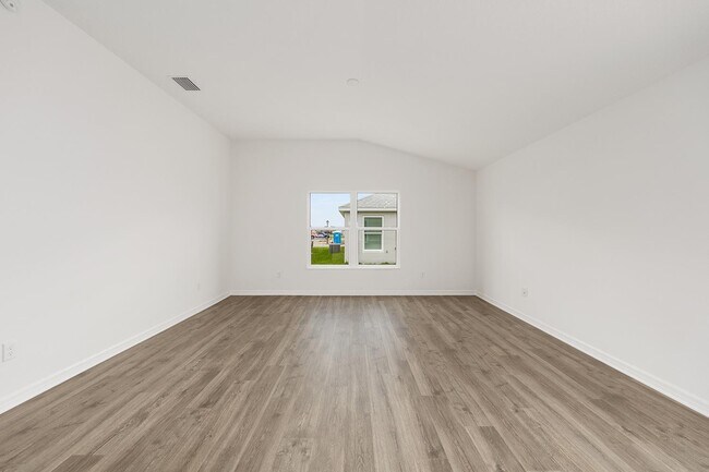 Building Photo - 1520 Strawbridge St