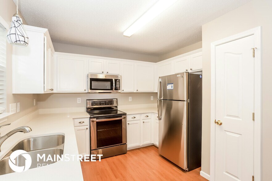 Building Photo - 12626 Deaton Hill Dr