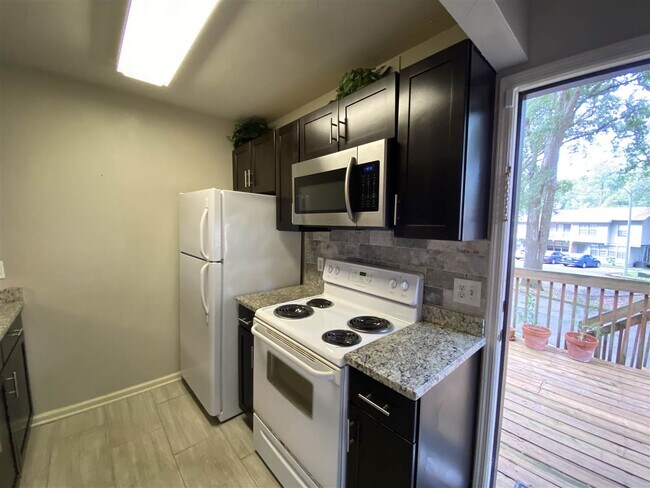 Building Photo - 2265 Green Timbers Trail