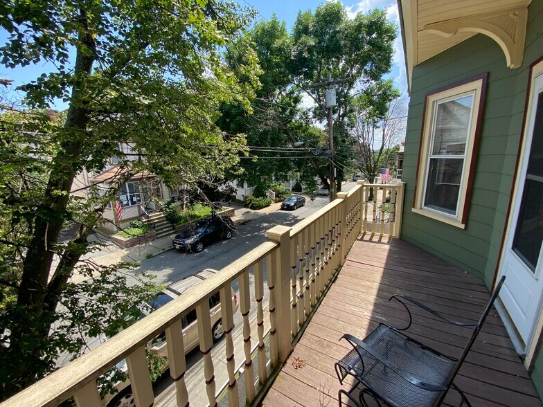 Building Photo - 106 Glenwood Rd