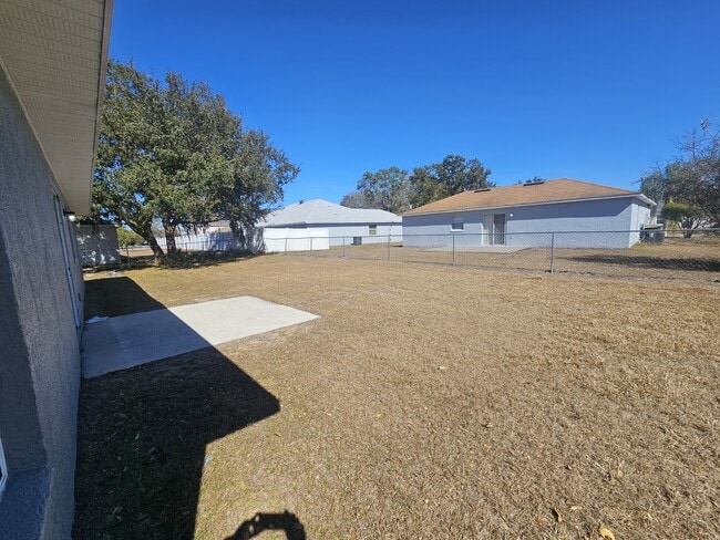 Building Photo - 709 Platypus Ct