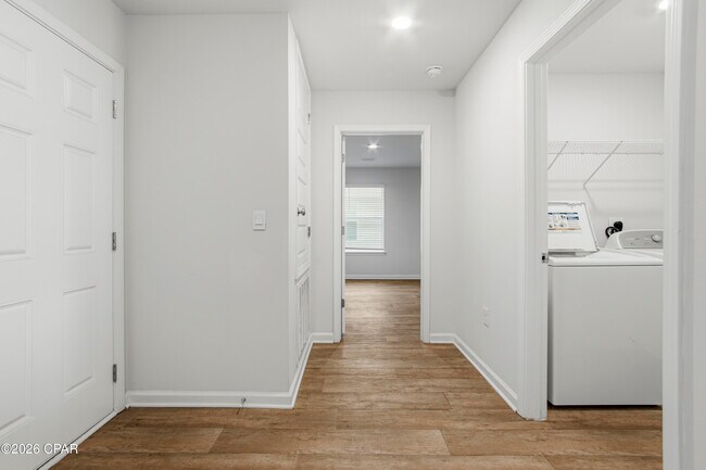 Building Photo - 256 Ryder Ln
