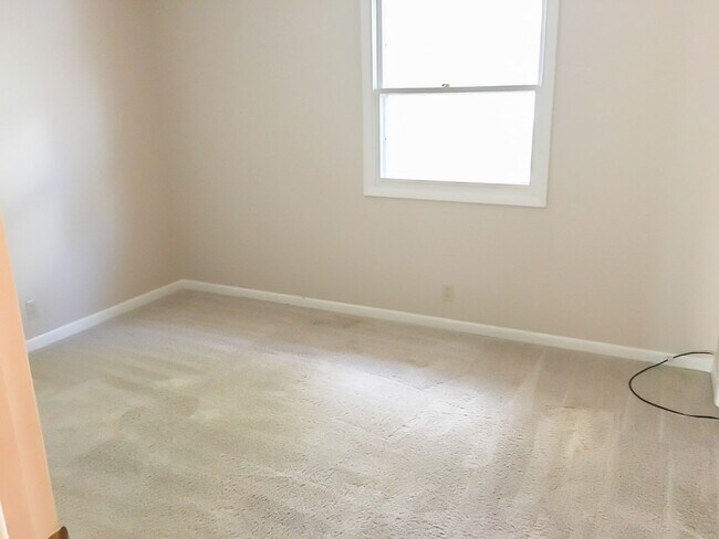 Building Photo - The Simpson