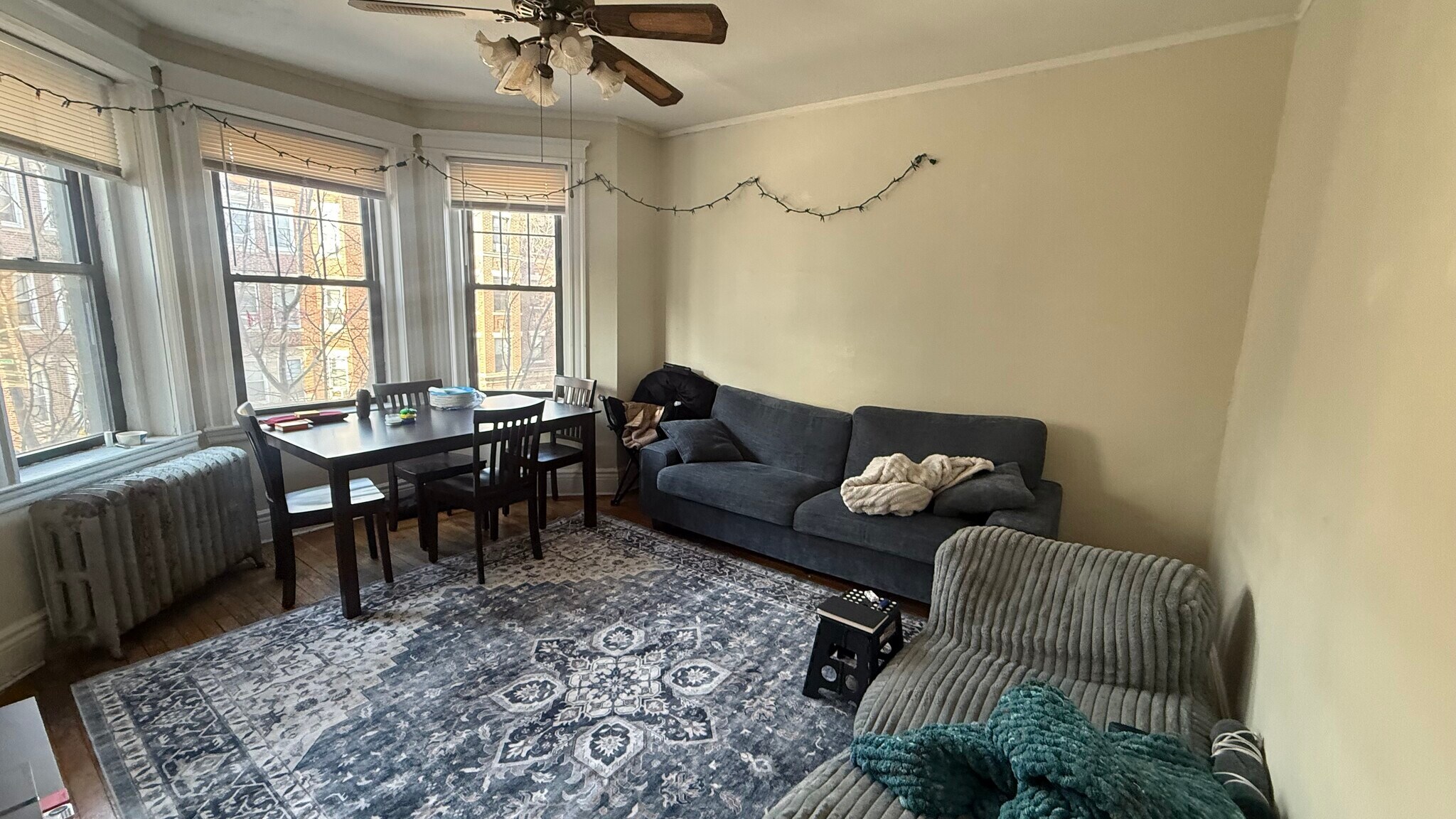 Building Photo - 70 Queensberry St