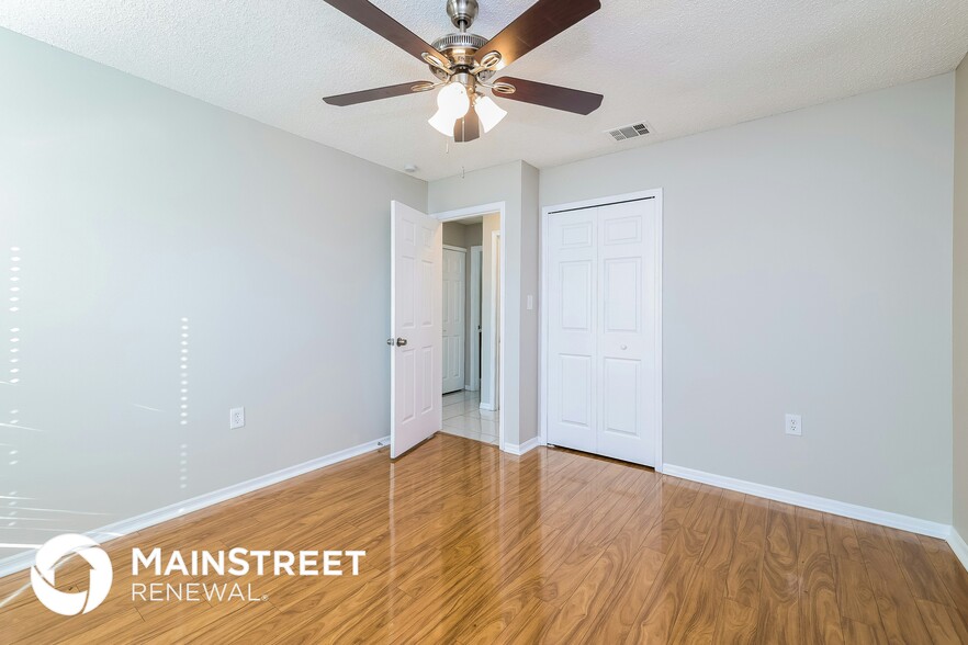 Building Photo - 657 Koala Ct