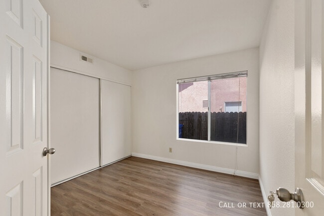 Building Photo - 8418 Calderon Ct