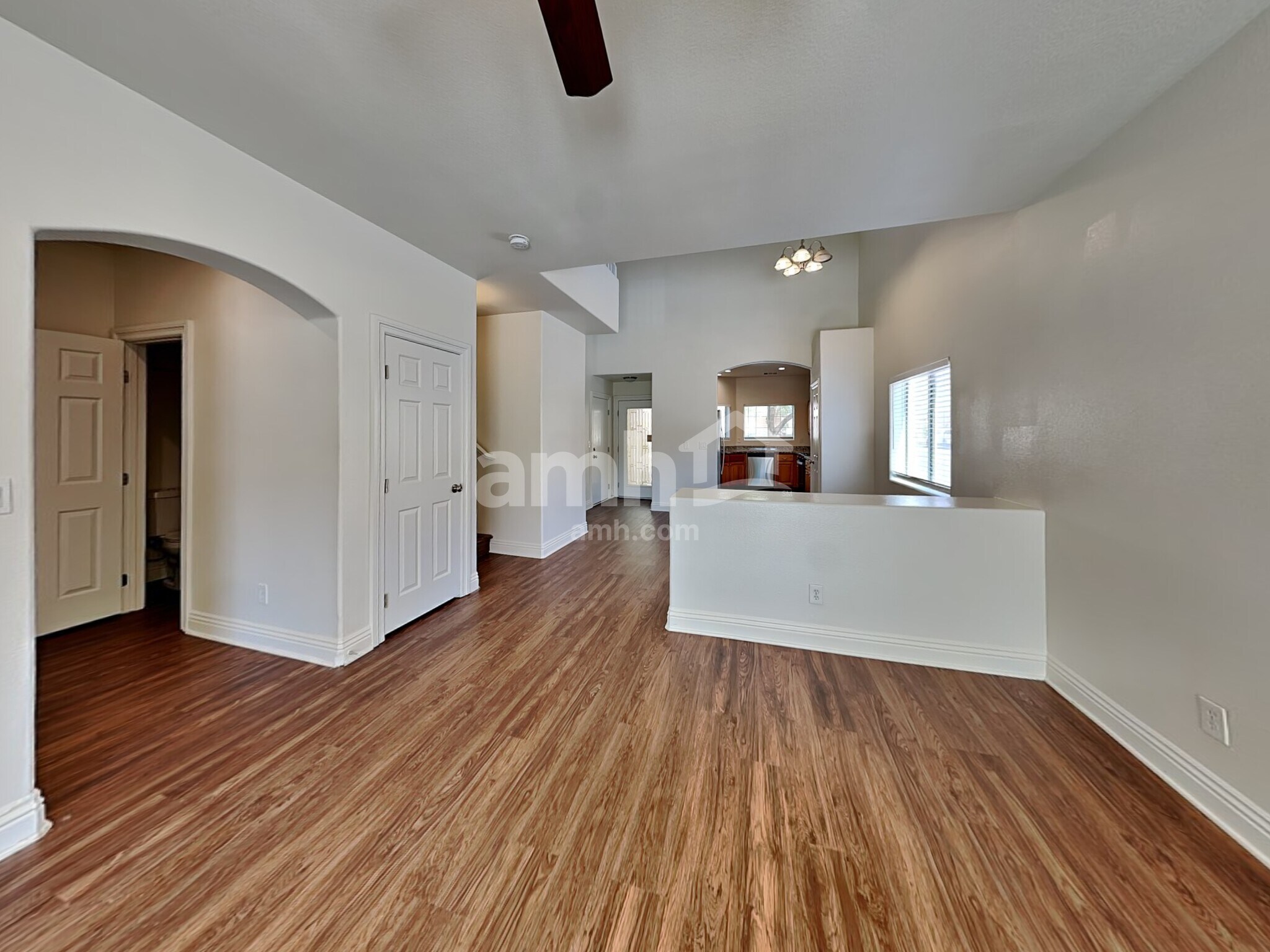 Building Photo - 8825 Moonwood Ct