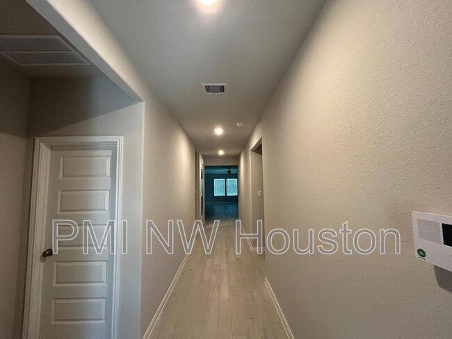 Building Photo - 1130 Muscadine Hollow Ln