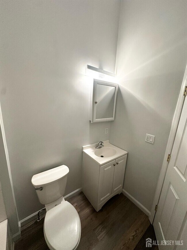 Building Photo - 55 Cutters Dock Rd