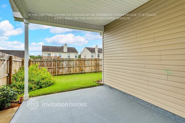 Building Photo - 805 City Park Dr