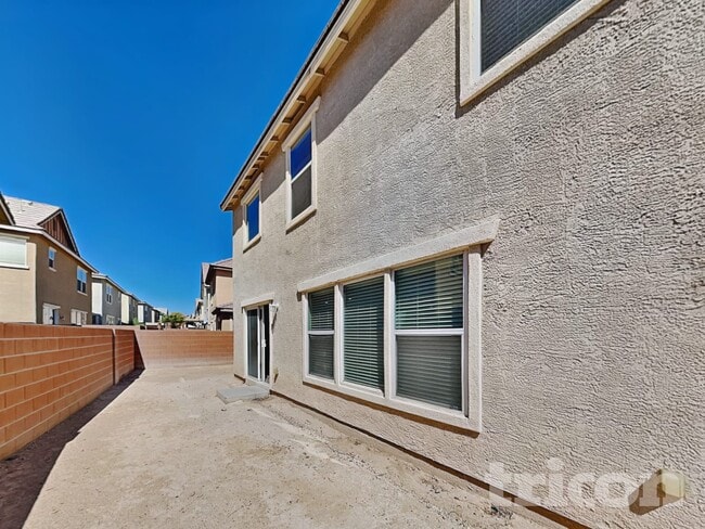 Building Photo - 129 Snow Dome Ave