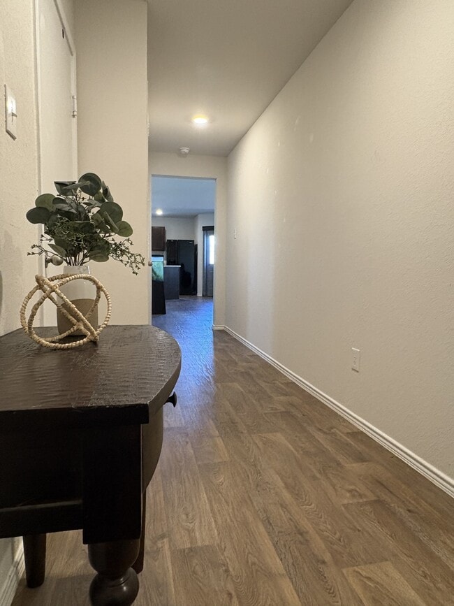 Building Photo - 5826 Kendall Pr