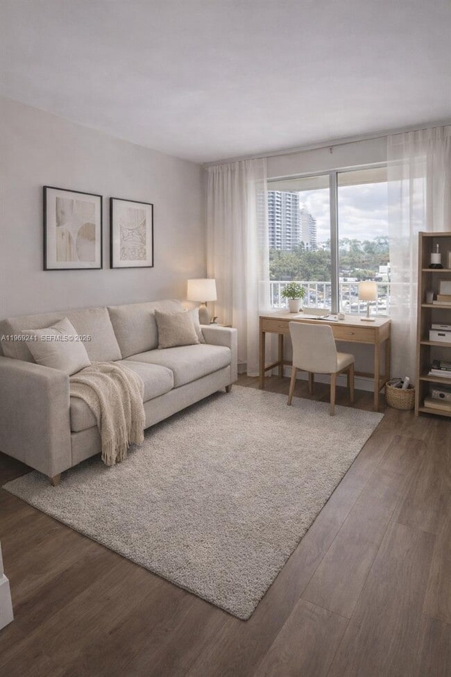 Building Photo - 1720 NW N River Dr