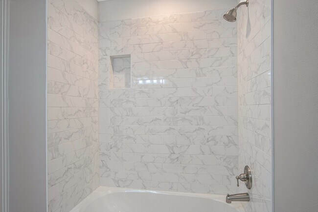 Building Photo - 5262 Ella Blvd