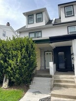Building Photo - 2718 E County Line Rd