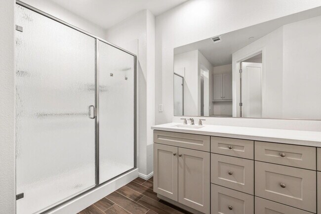 Building Photo - 51555 Ponderosa Dr.
