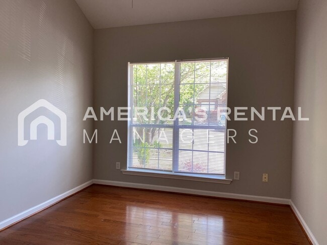 Building Photo - Townhome for Rent in Bessemer!  View with 48 Hours Notice!