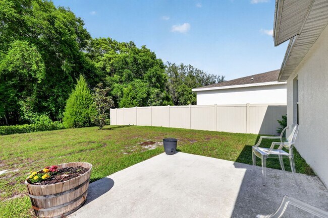 Building Photo - Available Now! Well-Maintained 3BR/2BA in Great Neighborhood