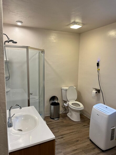 Building Photo - 4101 Malaga Ct SE