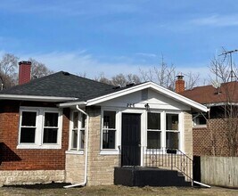 Building Photo - Furnished Home Totally Remodeled